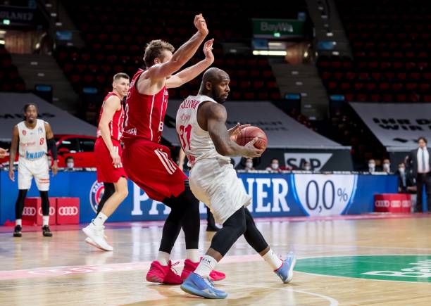 表现对比 表现对比