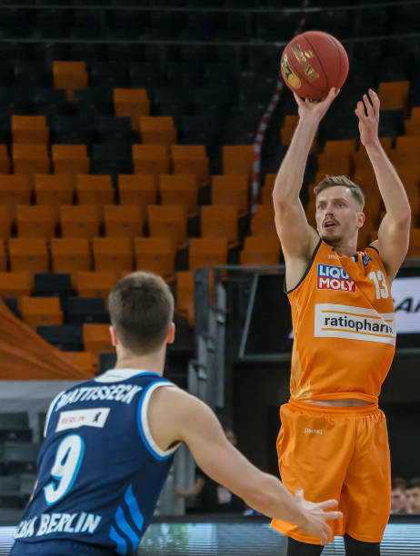 至少有一两 至少有一两