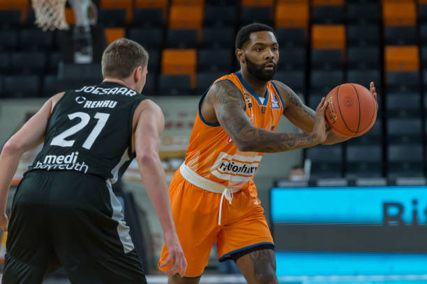 阿隆索的战 阿隆索的战