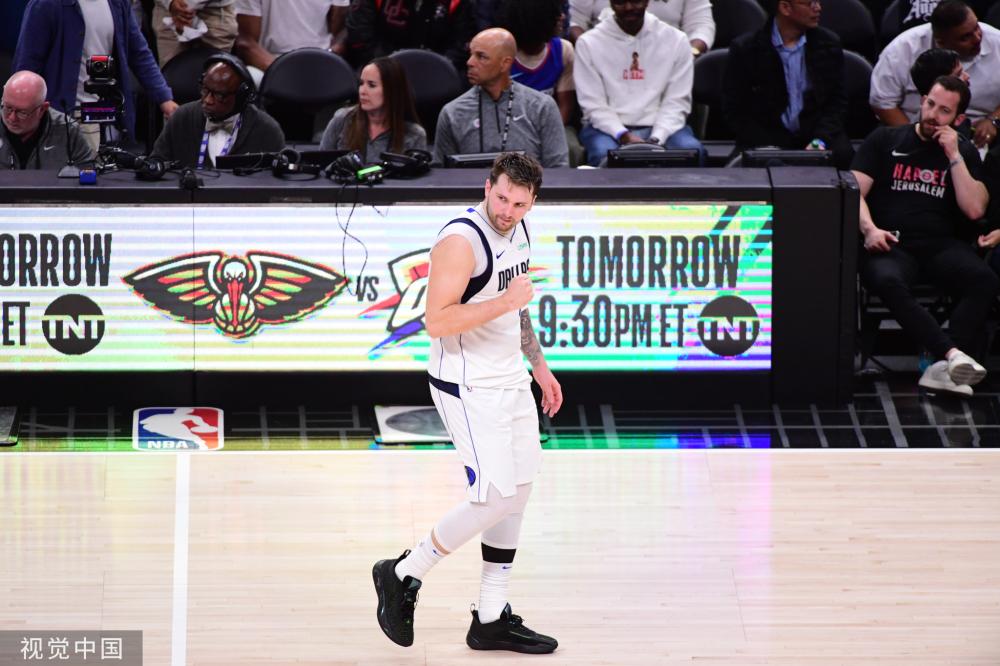 球员间始终 球员间始终