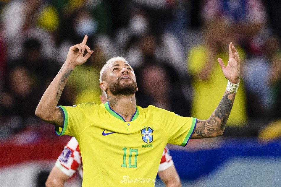 凭借团队协 凭借团队协